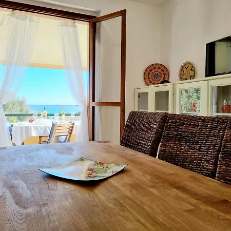 Casa vacanze Mimose 100m From The Costa Rei